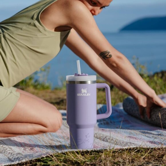 Stanley Adventure Quencher 40z Travel Tumbler in Orchid Purple - Picture 1 of 9